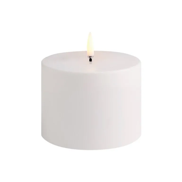 Uyuni Lighting Outdoor LED pillar candle, 10,1 x 7,8 cm, white