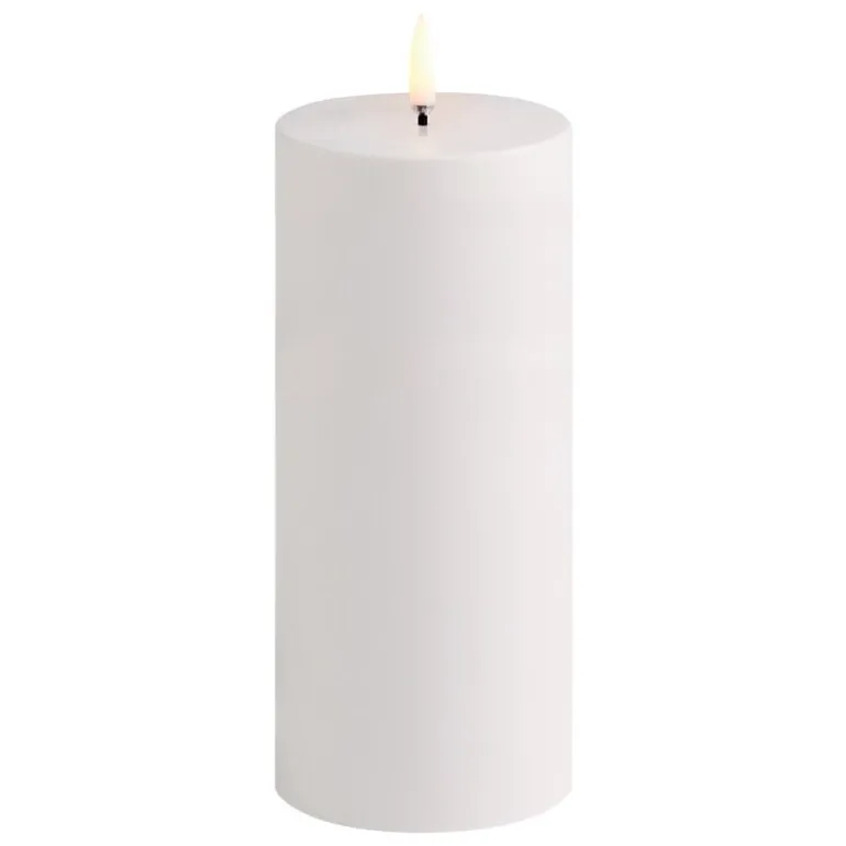 Uyuni Lighting Outdoor LED pillar candle, 7,8 x 17,8 cm, white