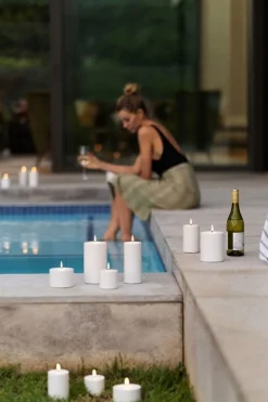 Uyuni Lighting Outdoor LED pillar candle, 7,8 x 17,8 cm, white