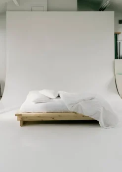 Vaarnii 017 Aamu bed frame, 180 cm, pine