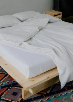 Vaarnii 017 Aamu bed frame, 180 cm, pine