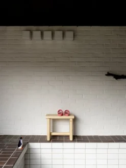 Vaarnii 002 Ast stool, pine