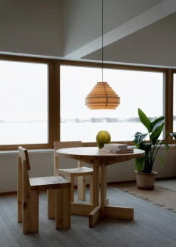 Vaarnii 001 dining table, round, pine