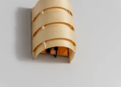 Vaarnii 1004 Hans wall light, pine