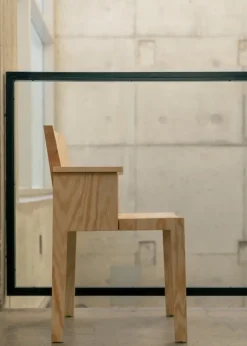 Vaarnii 016 Maasto dining armchair, pine