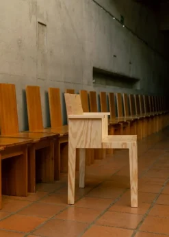 Vaarnii 016 Maasto dining armchair, pine