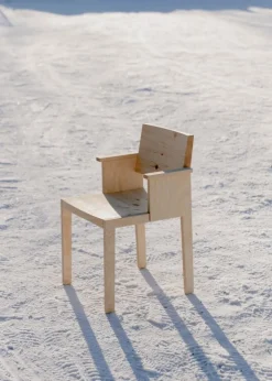 Vaarnii 016 Maasto dining armchair, pine