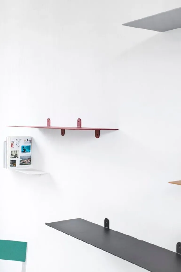 valerie_objects Shelf n°1, white