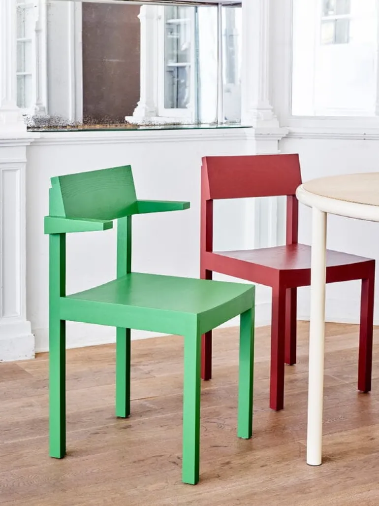 valerie_objects Silent armchair, grass