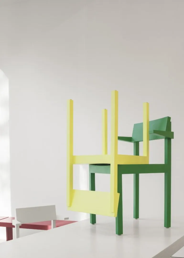 valerie_objects Silent armchair, grass