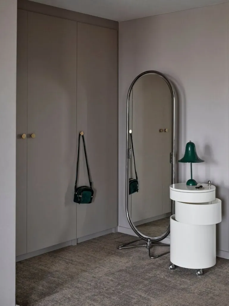 Verpan Pantop table lamp 23 cm, dark green