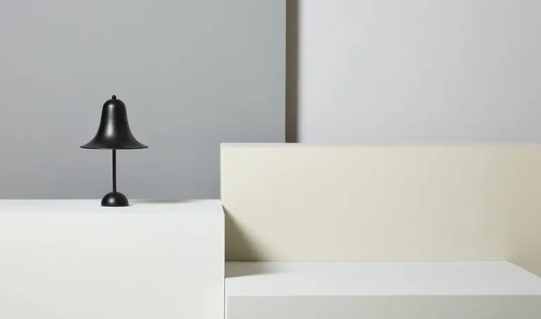 Verpan Pantop table lamp 23 cm, matt black