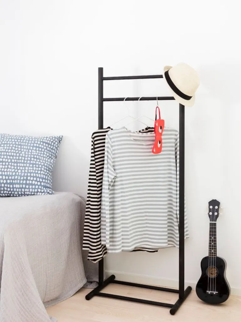 Verso Design Tikas clothes rack, S, black