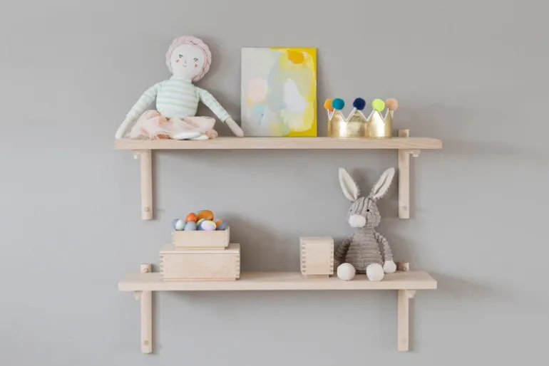 Verso Design Tikas wall shelf 19 x 80 cm, birch