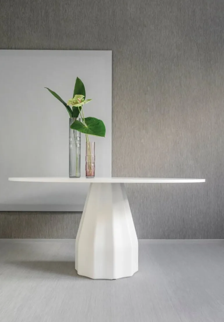 Viccarbe Burin table, 150 cm, white - lacquered white
