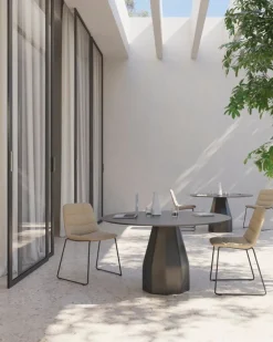 Viccarbe Burin table, 150 cm, black - lacquered black