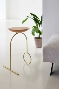 Viccarbe Giro sculpture table, brass - matt oak