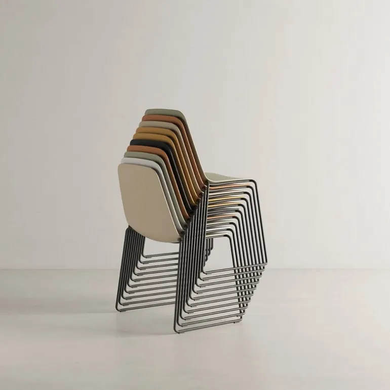 Viccarbe Maarten chair, sled base, black