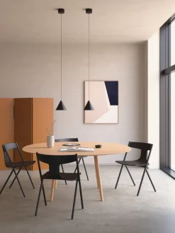 Viccarbe Maarten table, 160 cm, oval, matt oak