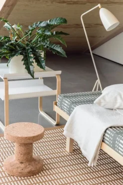 Vitra Cork Family side table/stool, Model B