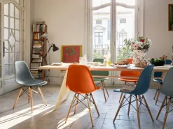 Vitra EM Table 240 x 90 cm, oak - Prouvé Blanc Colombe