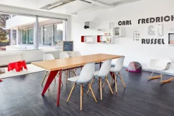 Vitra EM Table 200 x 90 cm, oak - Japanese red