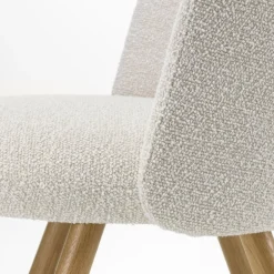 Vitra Mikado side chair, natural oak - Nubia 01 ivory/pearl