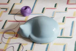 Vitra Resting Cat, bright blue