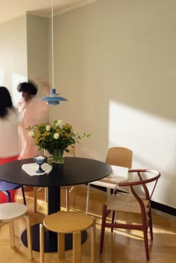 Vitra Standard chair, Prouvé Blanc Colombe - oak