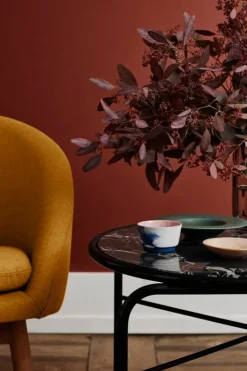 Warm Nordic Secant coffee table, round, black gold marble