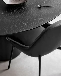 Wendelbo Coin dining table, 150 cm, black - oak black