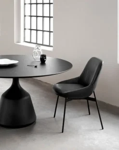 Wendelbo Coin dining table, 150 cm, black - oak black