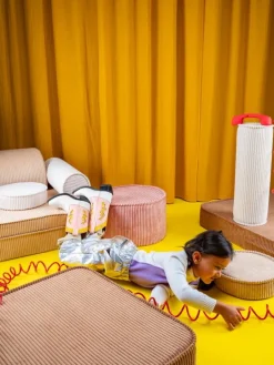 Wigiwama Flip chair, brown sugar