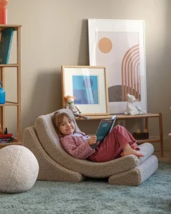 Wigiwama Moon chair, biscuit