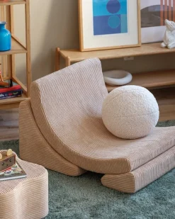 Wigiwama Moon chair, brown sugar