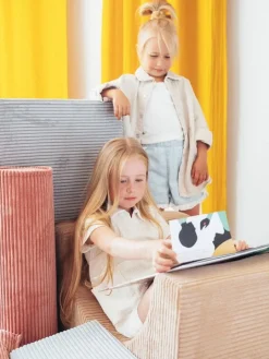 Wigiwama Rainbow playset, brown sugar