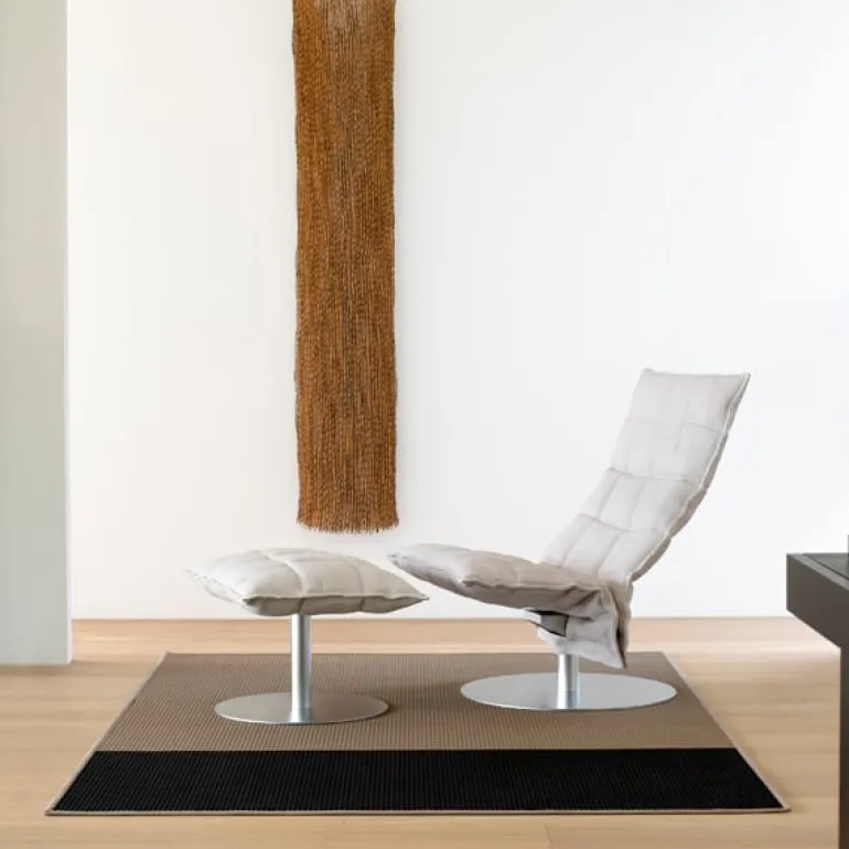 Woodnotes K chair, narrow, swivel plate base, black