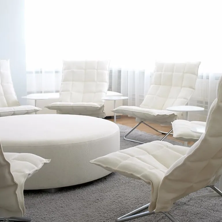 Woodnotes K chair, narrow, tubular base, stone/black