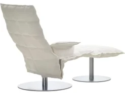 Woodnotes K chair with armrests, swivel plate base, white
