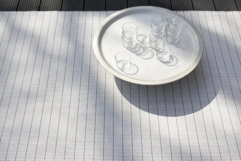 Woodnotes Line In-Out rug, pearl grey - graphite