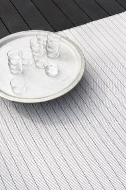 Woodnotes Line In-Out rug, pearl grey - graphite