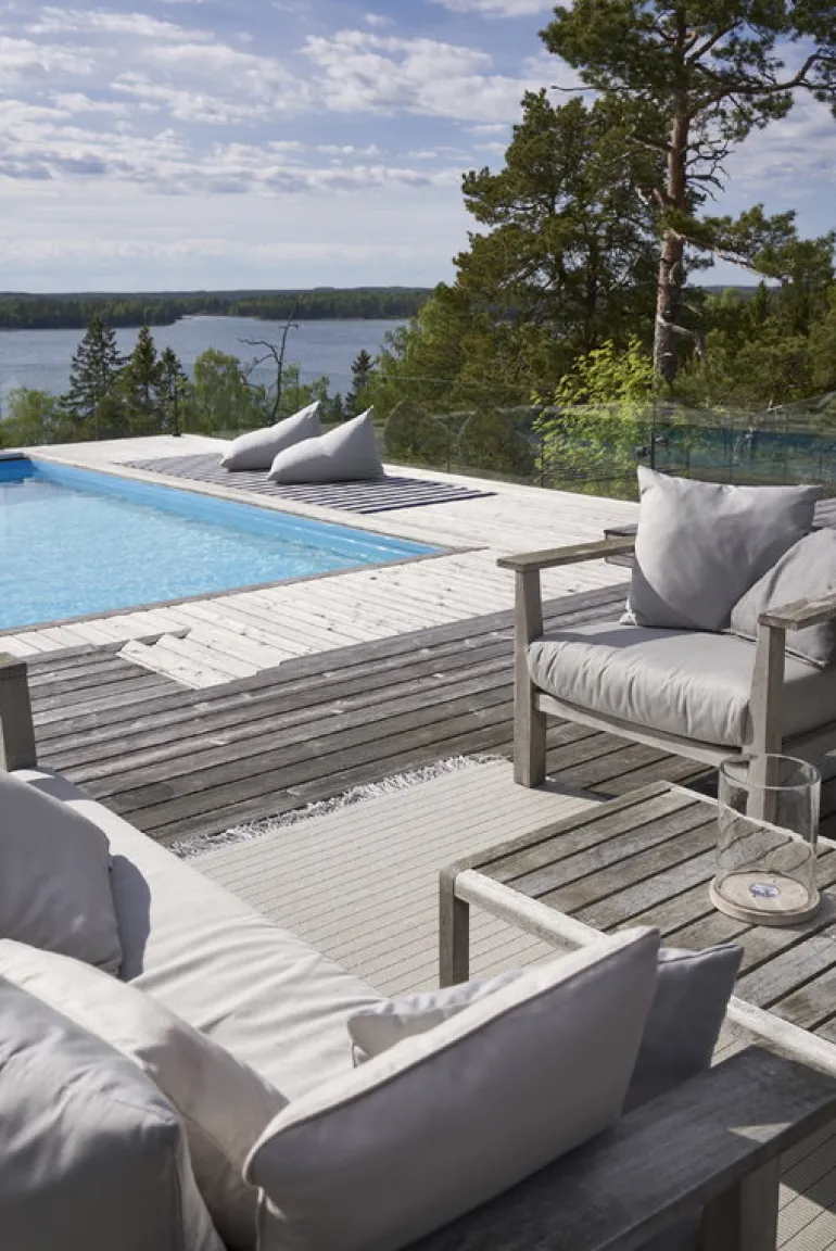 Woodnotes My Outdoor lounge chair, light sand