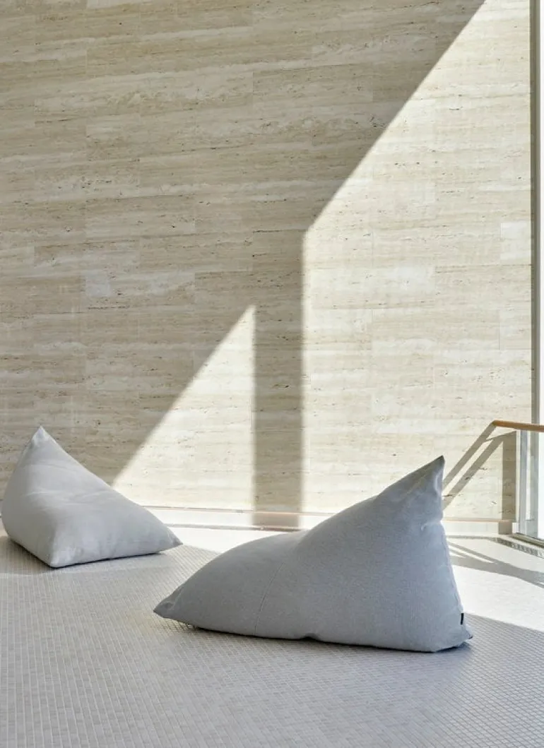 Woodnotes My Outdoor lounge chair, natural white