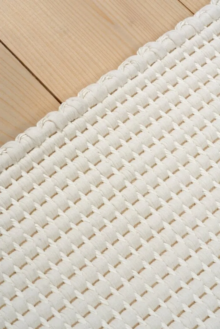 Woodnotes Piccolo 2 rug, white - white