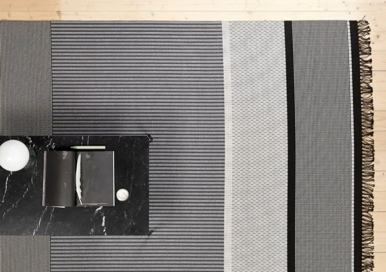 Woodnotes San Francisco carpet, stone - white