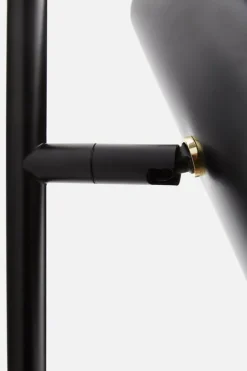 Woud Cono wall lamp, black