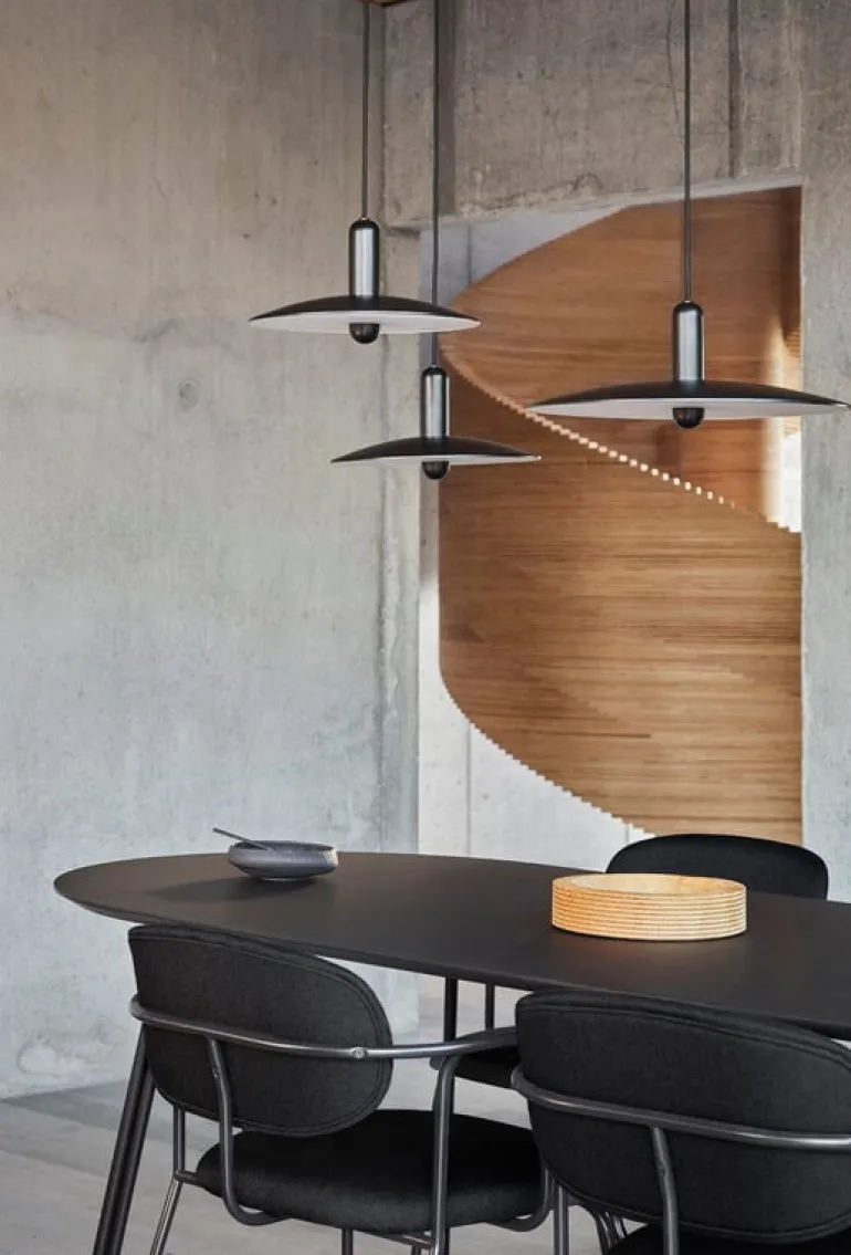 Woud Frame chair, black - black Davis Sawana 14