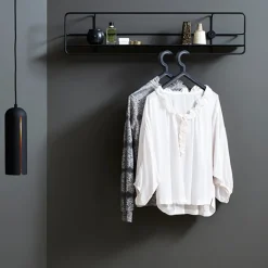 Woud Gap pendant, long, black