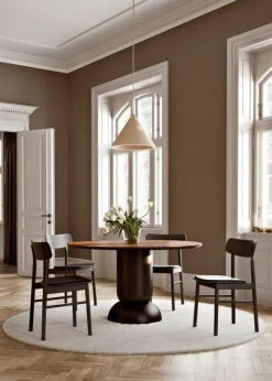 Woud Ludo dining table, 130 cm, black - matt lacquered walnut