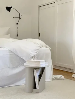 Woud Sentrum side table, warm grey